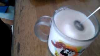 Aerolatte Review Frothing Cold Milk In Under 1 Minute [upl. by Warren]